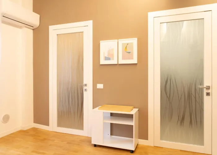 Apartament Battisti Flat, Near Station